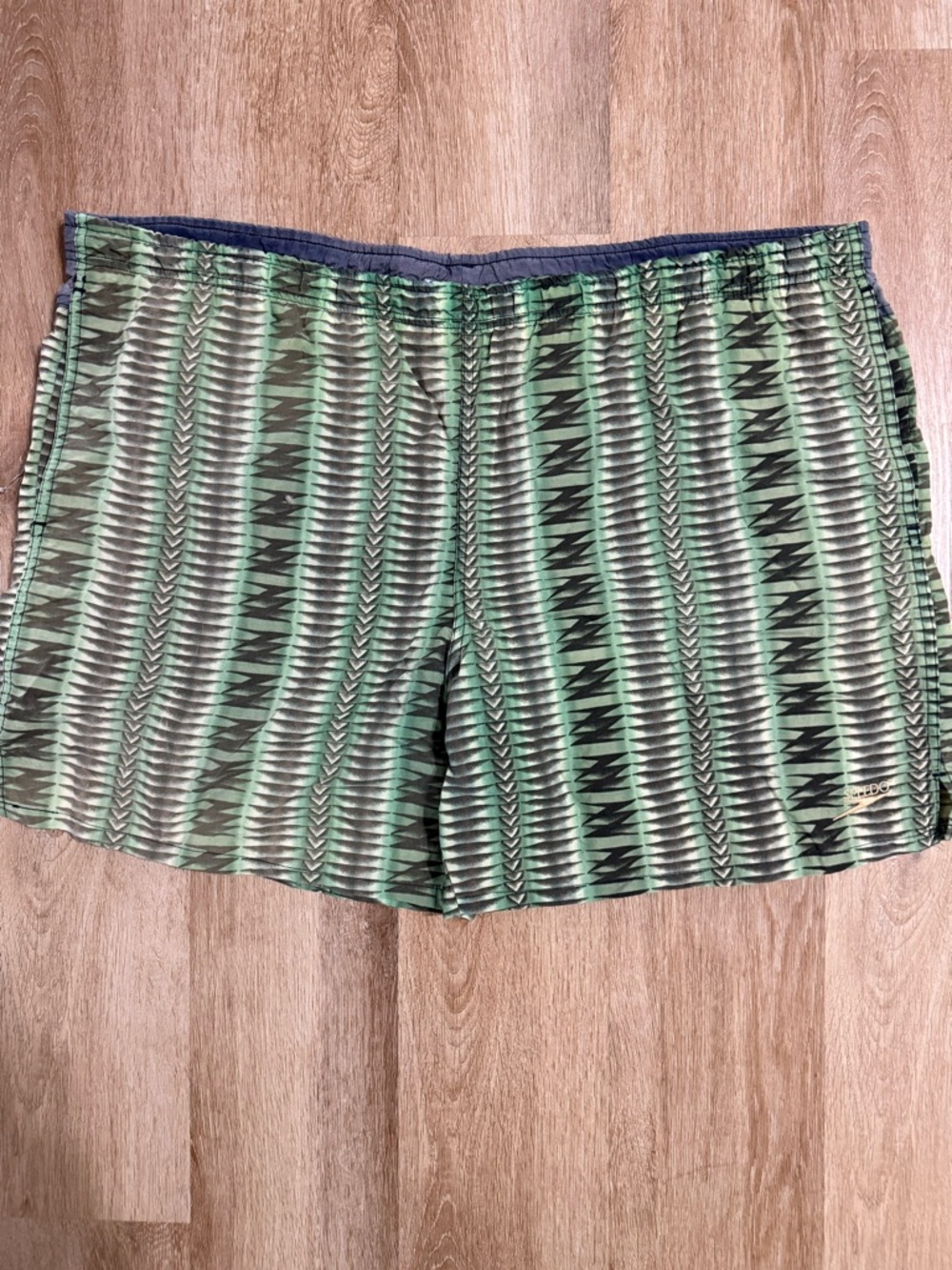 VTG Speedo Swim Trunks 80s 90s Men’s Shorts Size XL/XXL Mesh Lined Green Funky